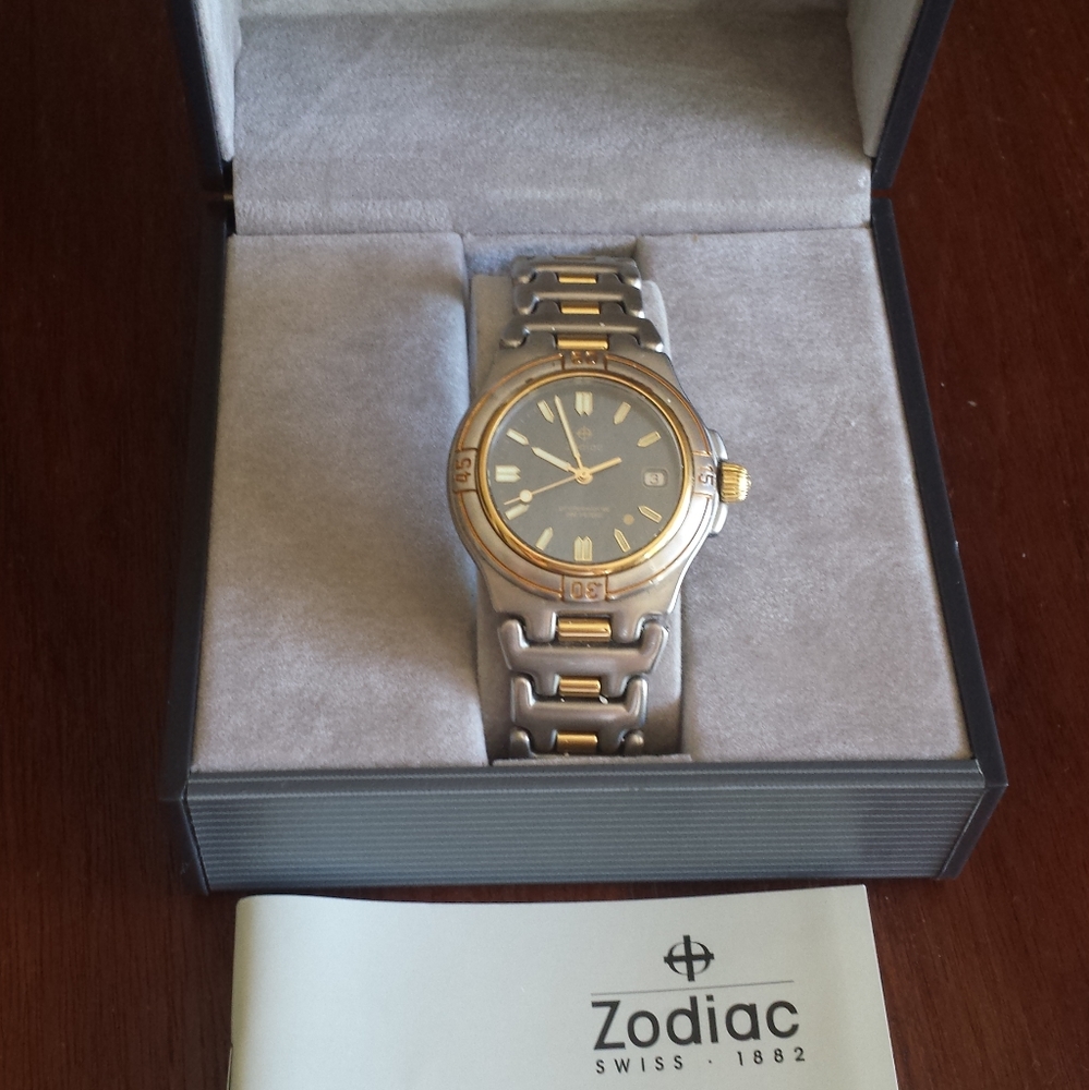 Zodiac Watch - Picture 2 of 4